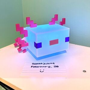Minecraft Axolotl Night Light - PALADONE 5 Light Colour Variation